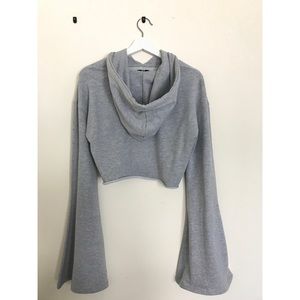 Gray cropped flared sleeve hoodie